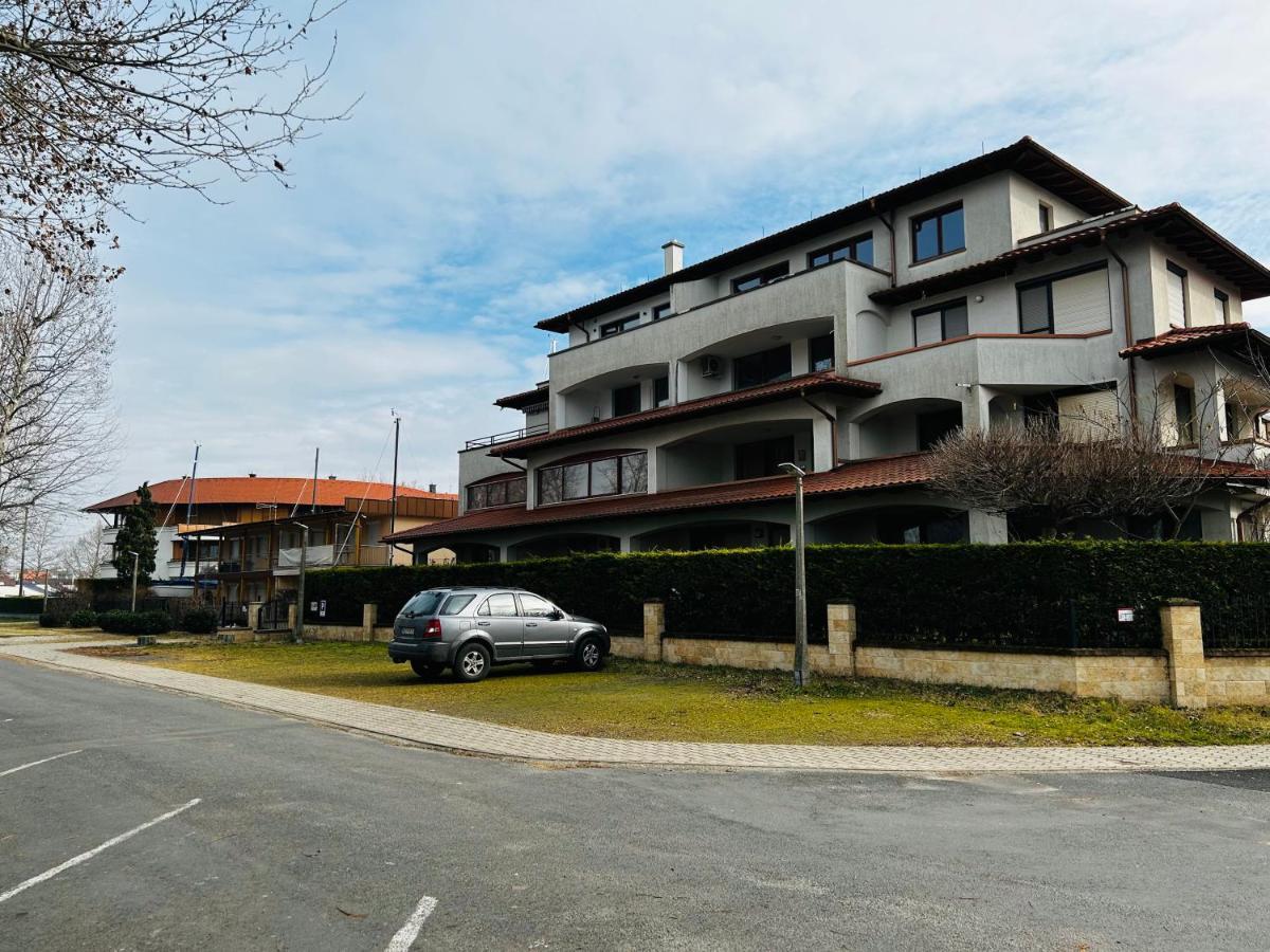 Pannaroza Apartman Balatonlelle Bagian luar foto
